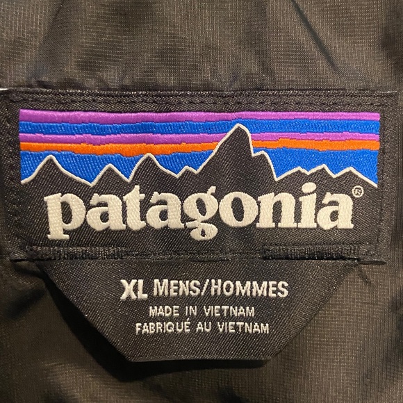 Patagonia Men's Black Nano puff Vest - Picture 4 of 4